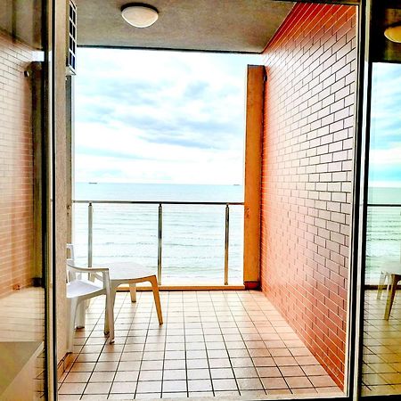 Turtle Apartment Durres Bagian luar foto