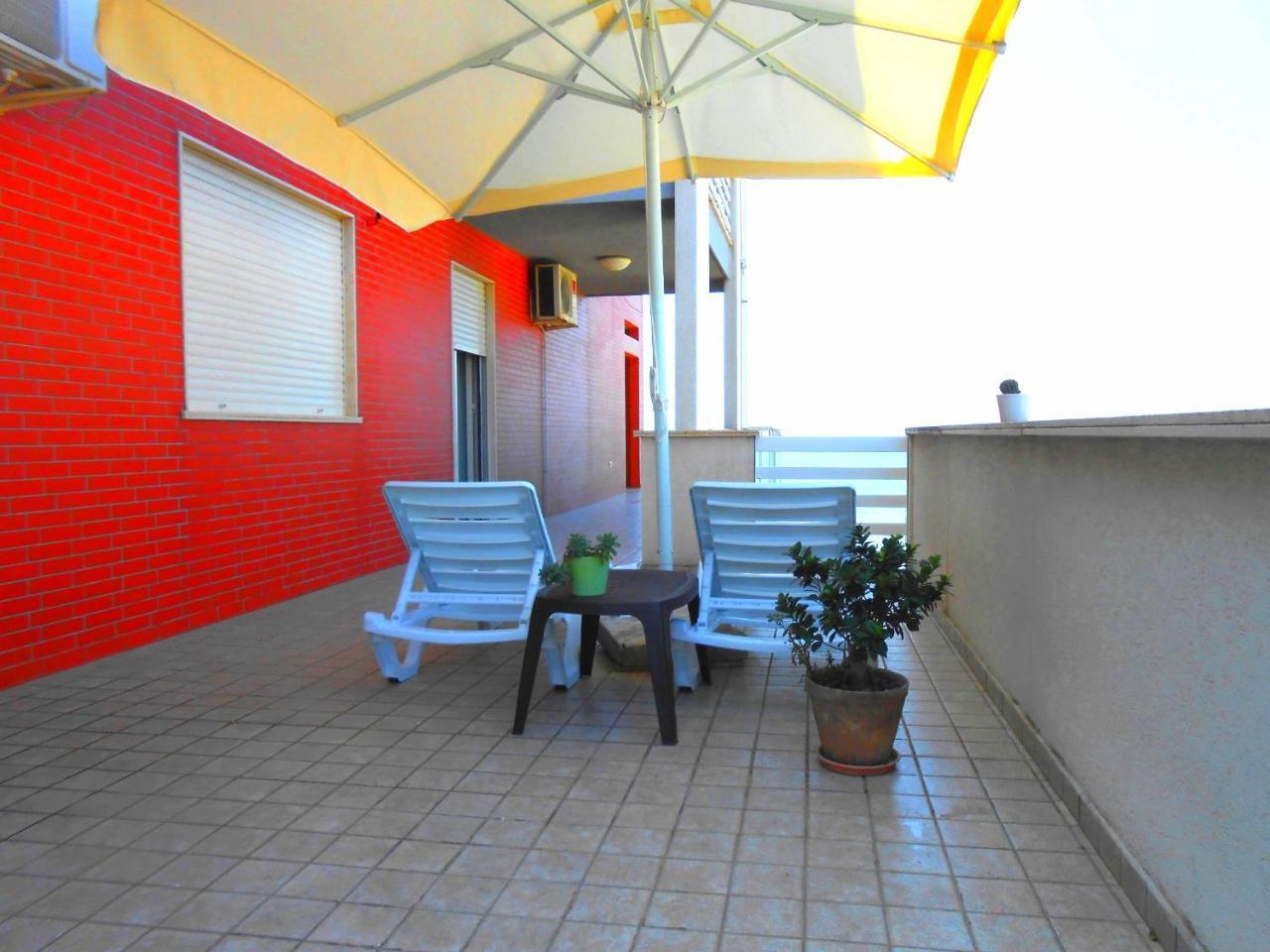 Turtle Apartment Durres Bagian luar foto