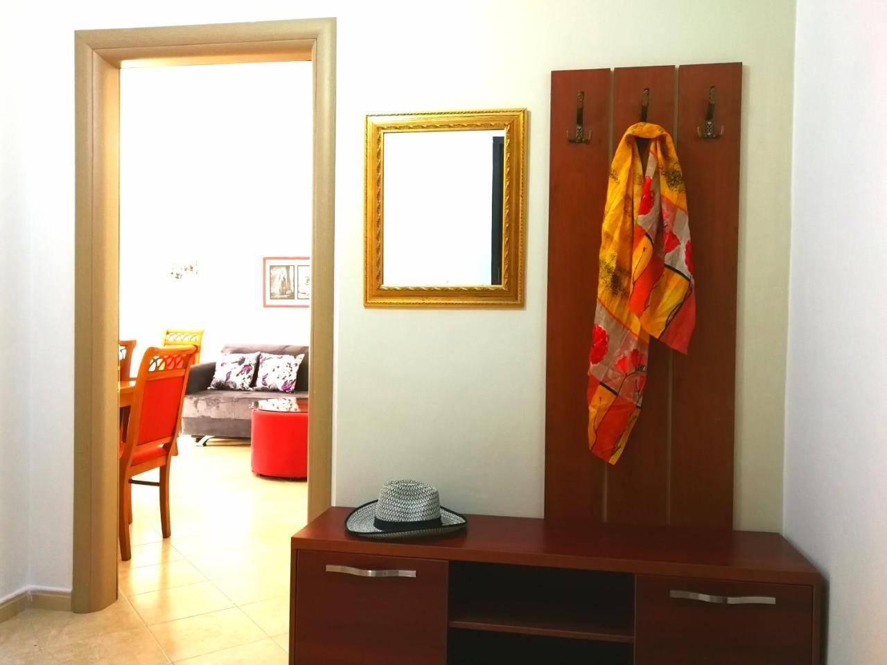 Turtle Apartment Durres Bagian luar foto
